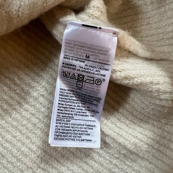 GAP Forever Cozy Crew Sweater Womens Size Med Birch Long Sleeve Soft Knit - Picture 2 of 4